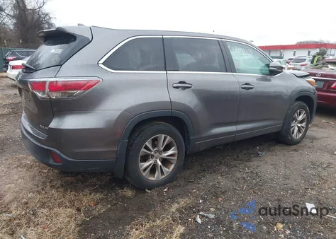 2015 Toyota Highlander Xle V6 z USA, uszkodzony, nr VIN 5TDJKRFH6FS159725